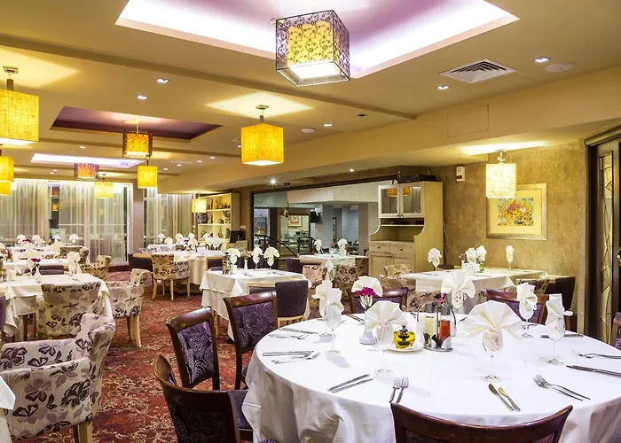 Hotell Balneo Complex & Aquatonik 4*